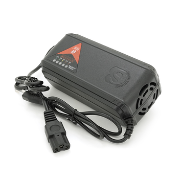 Автоматичне ЗУ для акумуляторів електромобілів 48V, 110-220V, заряд: 48-59V/1.8A Зображення