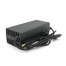 Зарядний пристрій Jinyi для акумуляторів LiFePo4 72V(87,6V),24S,3A,штекер 5.5*2.5,з індикацією,BOX Изображение
