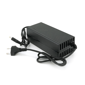 Зарядний пристрій Jinyi для акумуляторів LiFePo4 12V(14,6V),4S,5A,штекер 5.5*2.5,з індикацією,BOX Зображення