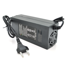 Зарядний пристрій Jinyi для акумуляторів LiFePO4 12V(14,6V),4S,2A,штекер 5,5,з індикацією,BOX Изображение