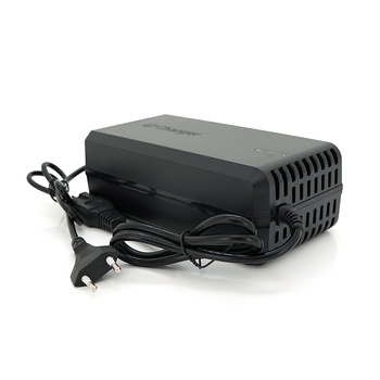Зарядний пристрій Jinyi для акумуляторів LiFePo4 72V(87,6V),24S,6A,штекер Triangle plug (T-tipe/IEC/C13 N+L-), з індикацією,BOX Зображення