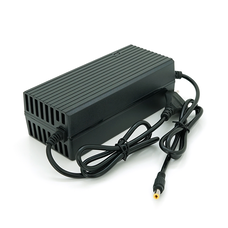 Зарядний пристрій Jinyi для акумуляторів LiFePo4 36V(43.8V),12S,5A,штекер 5.5*2.5,з індикацією,BOX Изображение