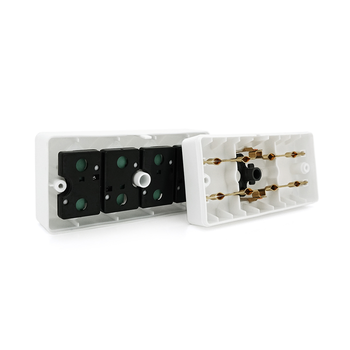 Розетка 4-х місна без заземлення SQ-ZDB01/4, 4x2.5A(10A) 250V~Max, 2300W, White, 2Р, Q100 Изображение