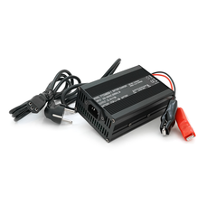 Зарядний пристрій для акумуляторів Li-ion 33.6V,8S,8A,+ крокодили,135x90x50mm Изображение