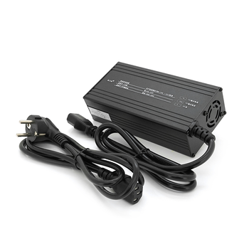 Зарядний пристрій для акумуляторів Li-ion 12V(12,6V),3S,10A,штекер Triangle plug (T-tipe/IEC/C13 N+L-), LED-індикація, 137x90x50mm Зображення