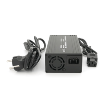 Зарядний пристрій для акумуляторів Li-ion 24V(29,4V),7S,10A, LED-індикація, 137x90x50mm Зображення