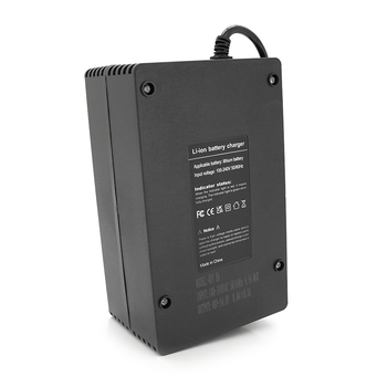 Зарядний пристрій для акумуляторів Li-ion 48V(54,6V),13S,8A,480W,штекер Triangle plug (T-tipe/IEC/C13 N+L-) індикація, 220х122х86mm, 1.5kg Зображення