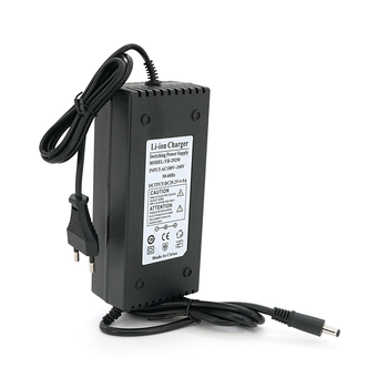 Зарядний пристрій для акумуляторів LiFePO4 24V(29,2V),8S,5A, штекер 5,5*2,5, з індикацією, 154x70x44mm Зображення